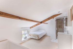 Photo 11- click for photo gallery